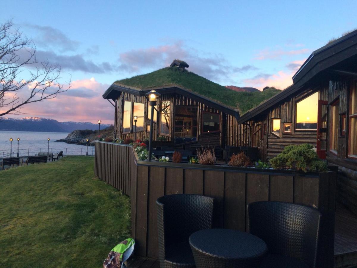 Brekkestranda Fjordhotel Brekke  Exterior foto