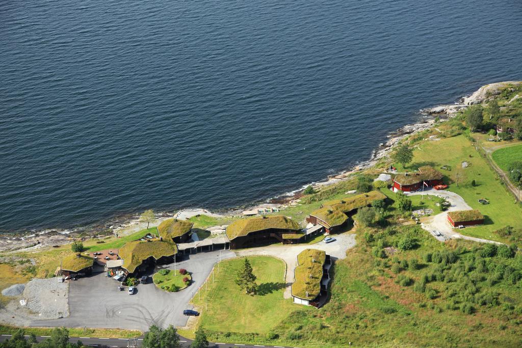 Brekkestranda Fjordhotel Brekke  Exterior foto
